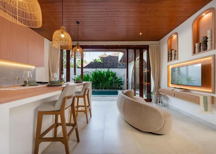 Nuq - Spacious 3br Pool Villa Seminyak (Bali)