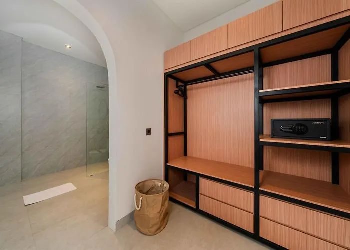 Nuq - Spacious 3br Pool