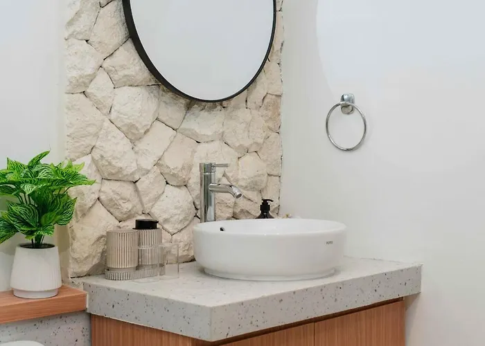 Nuq - Spacious 3br Pool Villa *