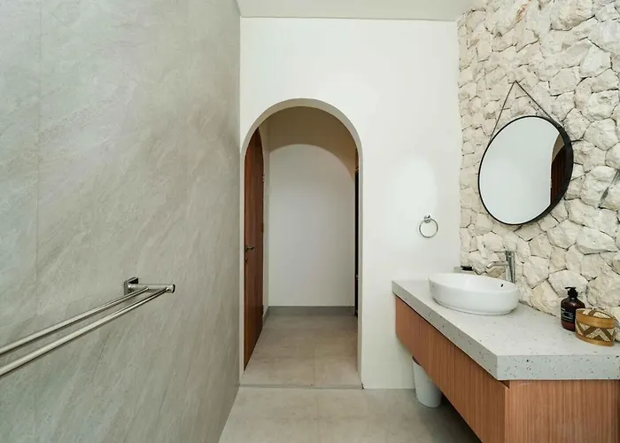 Villa Nuq - Spacious 3br Pool *