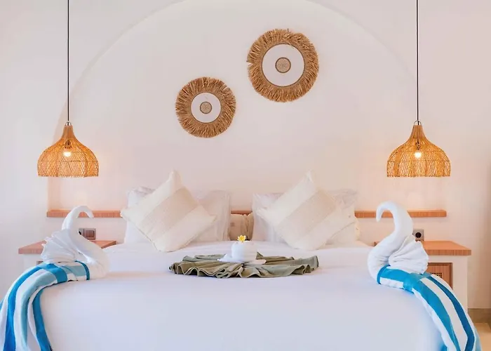 Nuq - Spacious 3br Pool Villa *
